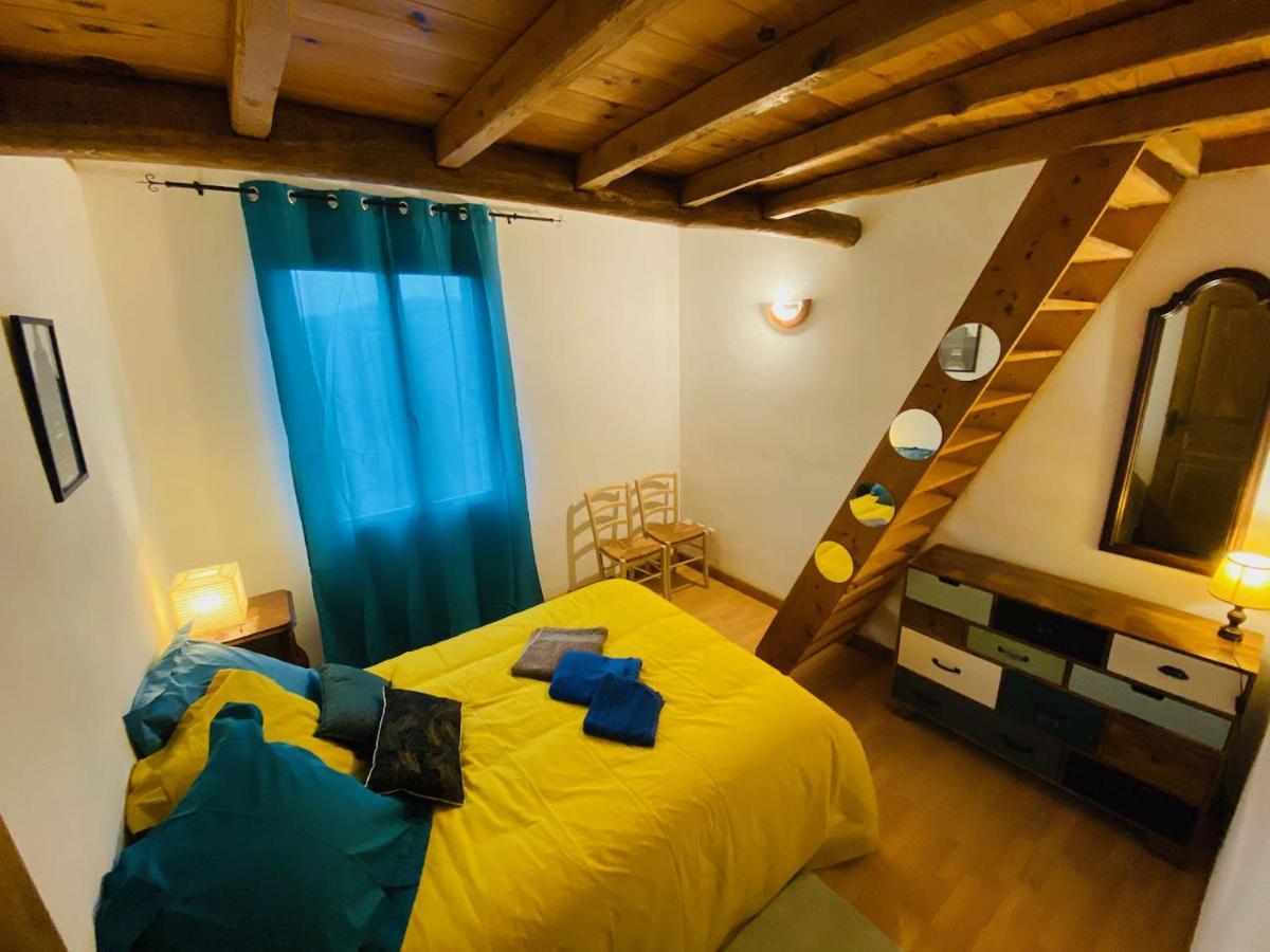 Maison Lgbt Des Monts Bleus Saint-Roman-de-Tousque Eksteriør bilde